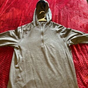 Lululemon Men’s Medium RARE Light Grey/Lavender Metal Vent W/Hood MINT SmokeFree
